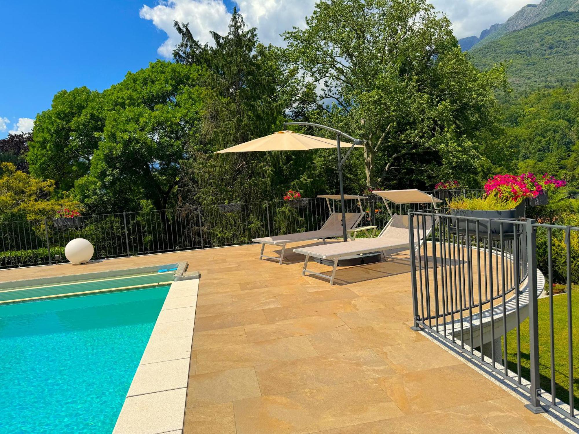 The Comfortable House With Big Pool In The Center Of Mergozzo Exterior foto